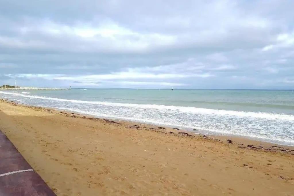 Maisonnette Du Bonheur Courseulles-sur-Mer Buitenkant foto